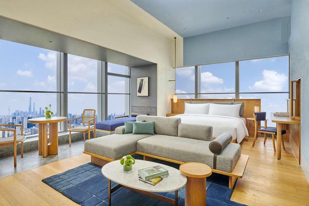 Hotel Artyzen New Bund 31 *